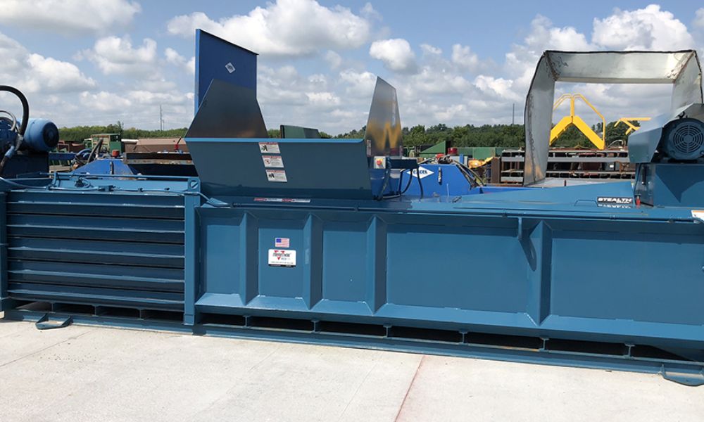 CRA horizontal baler in action